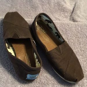 TOMS Slip on shoe